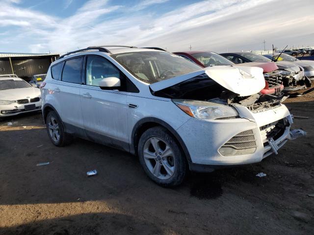 1FMCU9GX9DUD79924 - 2013 FORD ESCAPE SE WHITE photo 4