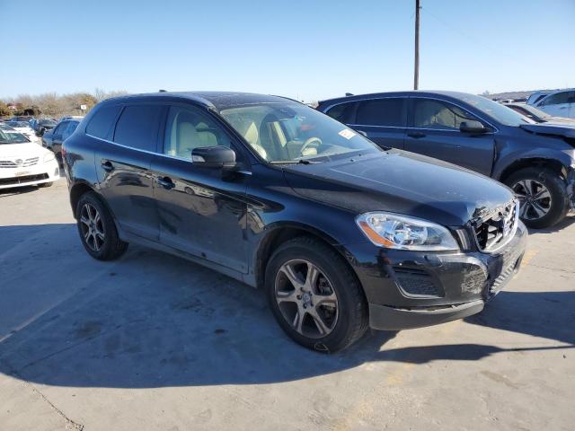 YV4902DZ5D2423921 - 2013 VOLVO XC60 T6 BLACK photo 4