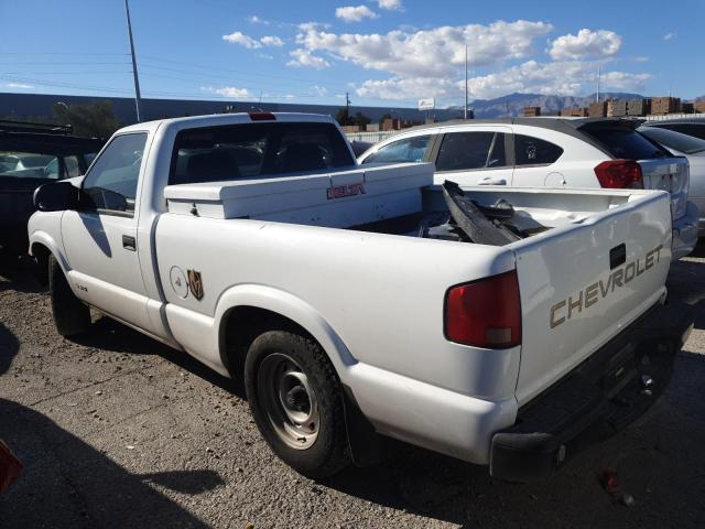 1GCCS14X7W8242508 - 1998 CHEVROLET S TRUCK S10 WHITE photo 2