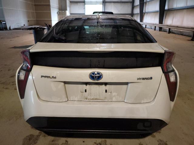 JTDKBRFU3G3002710 - 2016 TOYOTA PRIUS WHITE photo 6