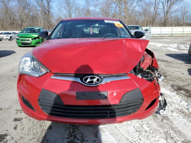 KMHTC6AD1CU019996 - 2012 HYUNDAI VELOSTER RED photo 5