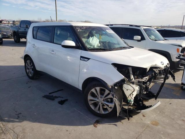 KNDJP3A51G7352758 - 2016 KIA SOUL + WHITE photo 4