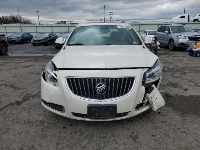 2G4GT5GV4C9212216 - 2012 BUICK REGAL PREMIUM WHITE photo 5