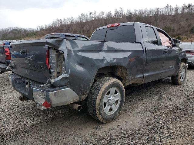 5TFUY5F13HX615085 - 2017 TOYOTA TUNDRA DOUBLE CAB SR/SR5 GRAY photo 3