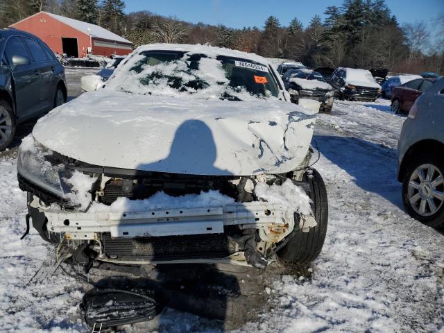 1HGCR2F39HA233012 - 2017 HONDA ACCORD LX WHITE photo 5