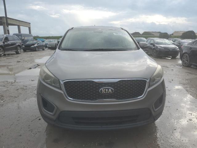 5XYPG4A3XGG084178 - 2016 KIA SORENTO LX SILVER photo 5