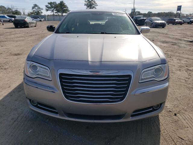 2C3CCAEG7EH372989 - 2014 CHRYSLER 300C SILVER photo 5