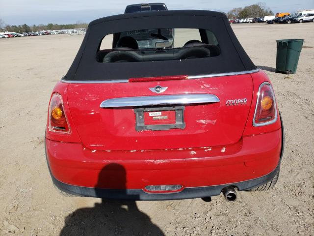 WMWMR3C57ATU98663 - 2010 MINI COOPER RED photo 6