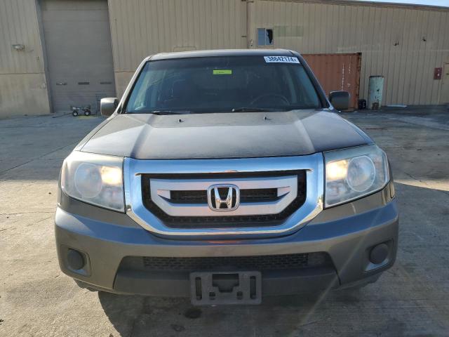 5FNYF4H29BB041844 - 2011 HONDA PILOT LX GRAY photo 5