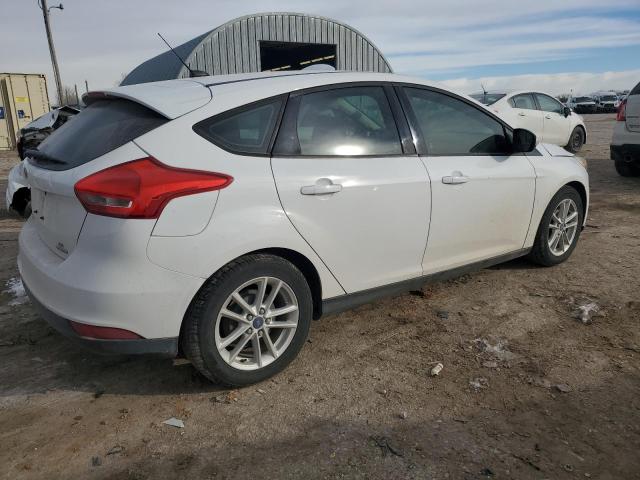 1FADP3K20FL348195 - 2015 FORD FOCUS SE WHITE photo 3