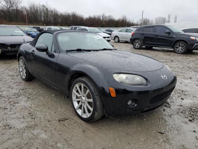 JM1NC25F660117810 - 2006 MAZDA MX-5 MIATA BLACK photo 4