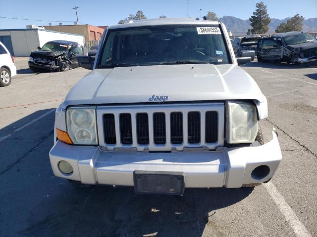 1J8HG48KX6C338257 - 2006 JEEP COMMANDER 银色 照片 5