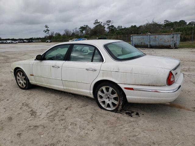 SAJEA71C64SG11654 - 2004 JAGUAR XJ8 WHITE photo 2