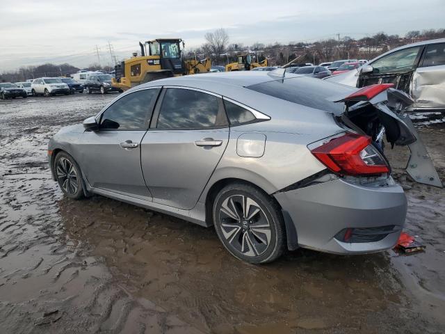 JHMFC1F32JX021741 - 2018 HONDA CIVIC EX SILVER photo 2