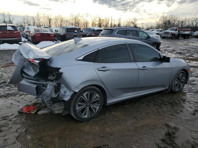 JHMFC1F32JX021741 - 2018 HONDA CIVIC EX SILVER photo 3