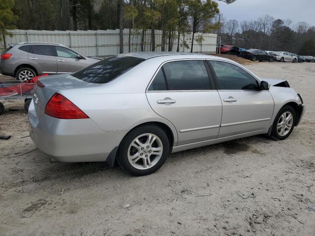 1HGCM56756A070410 - 2006 HONDA ACCORD EX SILVER photo 3