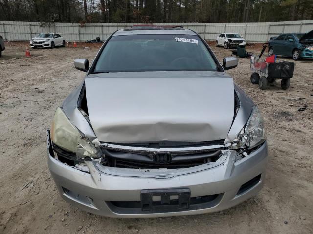 1HGCM56756A070410 - 2006 HONDA ACCORD EX SILVER photo 5