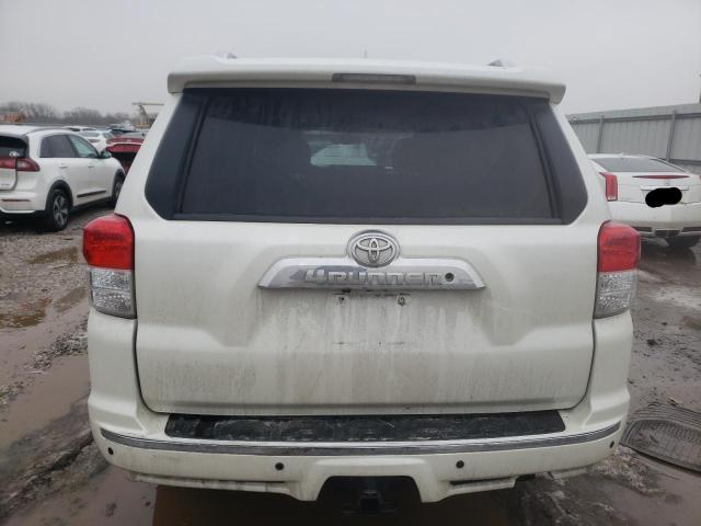 JTEBU5JR2C5109117 - 2012 TOYOTA 4RUNNER SR5 WHITE photo 6