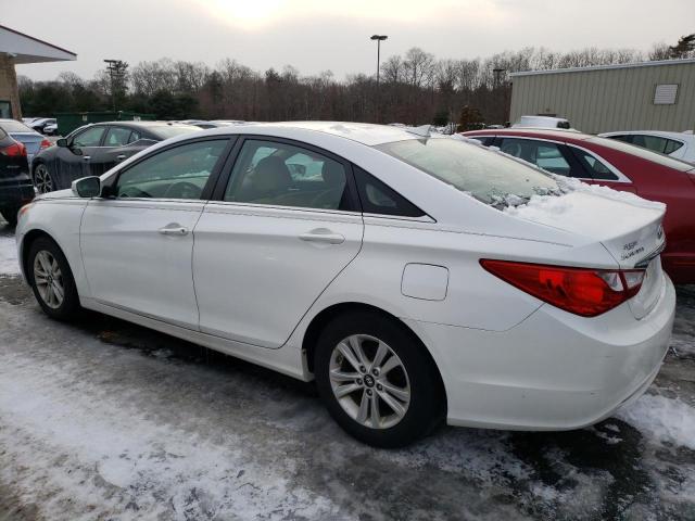 5NPEB4AC5DH709693 - 2013 HYUNDAI SONATA GLS WHITE photo 2