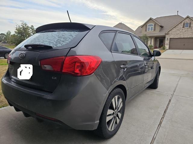 KNAFU5A20D5728077 - 2013 KIA FORTE EX ნაცრისფერი ფოტო 4