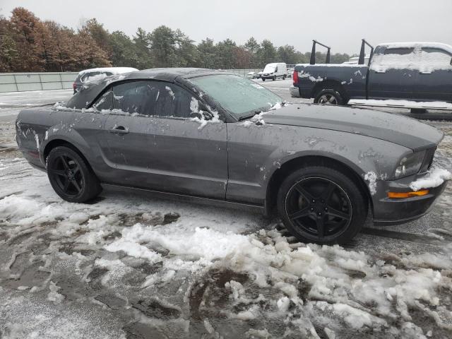 1ZVFT84N955253539 - 2005 FORD MUSTANG GRAY photo 4