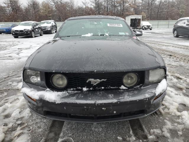 1ZVFT84N955253539 - 2005 FORD MUSTANG GRAY photo 5