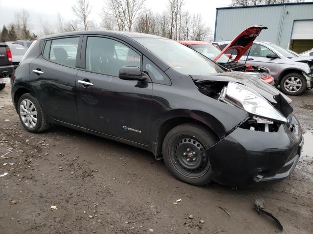 1N4AZ0CP0FC300802 - 2015 NISSAN LEAF S BLACK photo 4