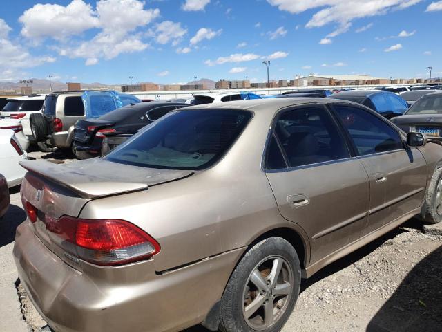 1HGCG16582A010940 - 2002 HONDA ACCORD EX GOLD photo 3