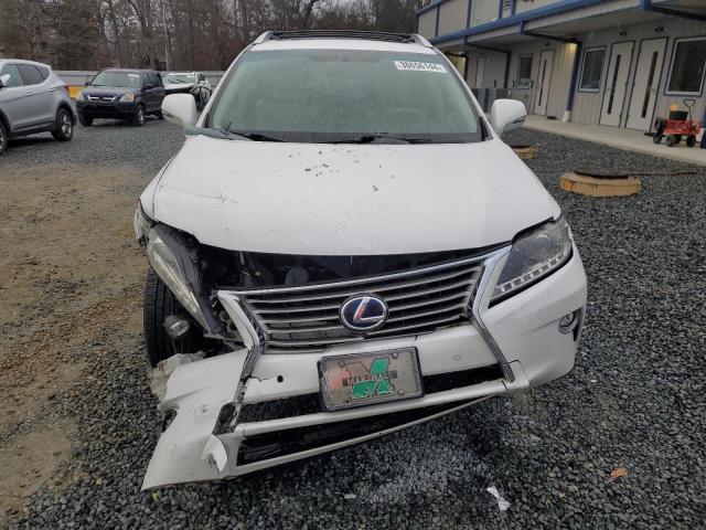 2T2BC1BA3FC008552 - 2015 LEXUS RX 450H WHITE photo 5