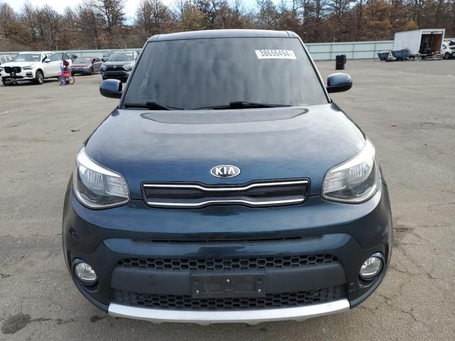 KNDJP3A51J7610350 - 2018 KIA SOUL + BLUE photo 5