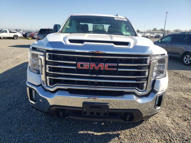 1GT49NEY1PF138110 - 2023 GMC SIERRA K2500 SLT WHITE photo 5