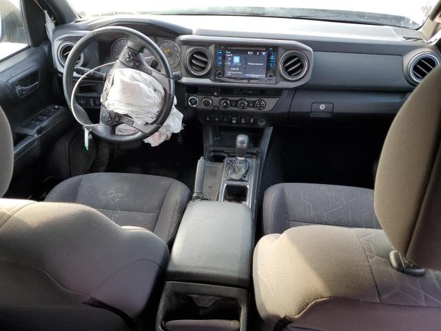 3TMDZ5BN1JM049512 - 2018 TOYOTA TACOMA DOUBLE CAB 银色 照片 8