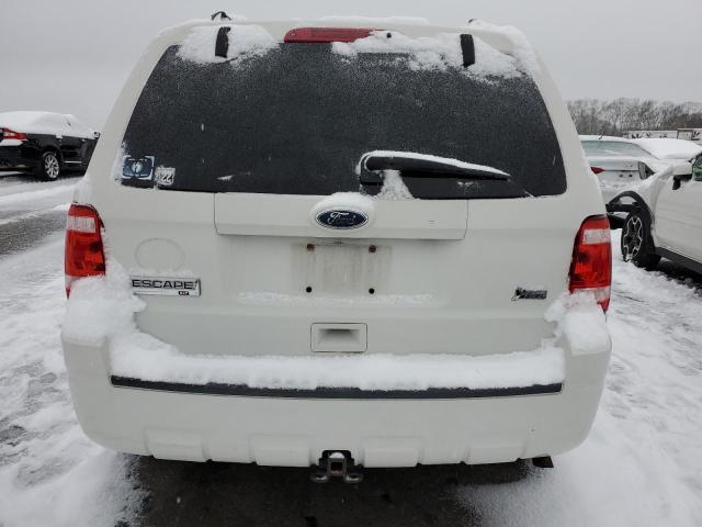 1FMCU0DG7BKA67741 - 2011 FORD ESCAPE XLT WHITE photo 6