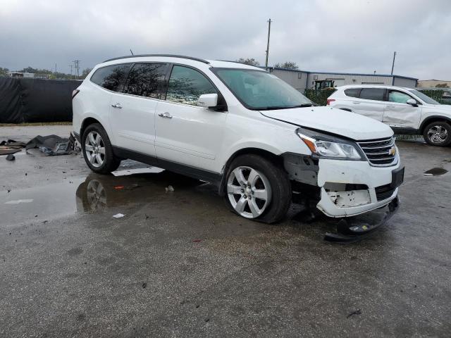 1GNKVGKD0GJ291534 - 2016 CHEVROLET TRAVERSE LT WHITE photo 4