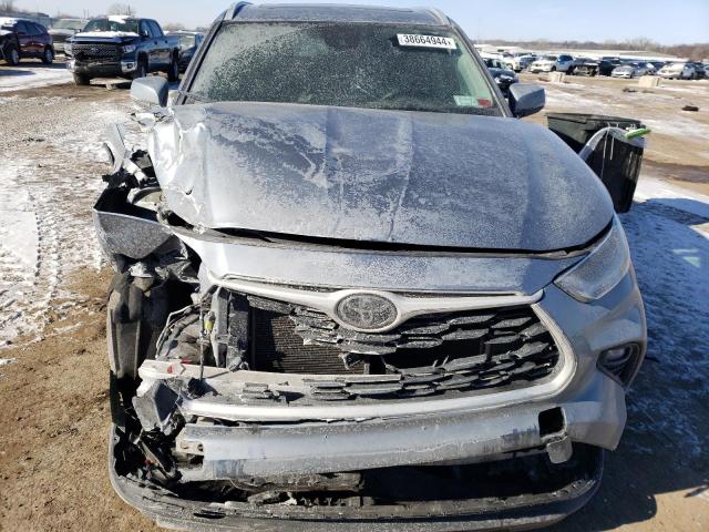 5TDHZRBHXMS118737 - 2021 TOYOTA HIGHLANDER XLE BLUE photo 5