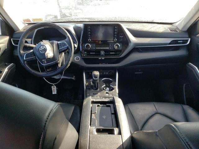 5TDHZRBHXMS118737 - 2021 TOYOTA HIGHLANDER XLE BLUE photo 8