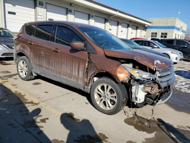 1FMCU9G90HUC75815 - 2017 FORD ESCAPE SE ORANGE photo 4