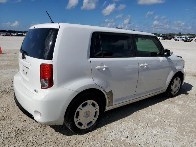 JTLZE4FE8DJ043041 - 2013 TOYOTA SCION XB Weiß Foto 3