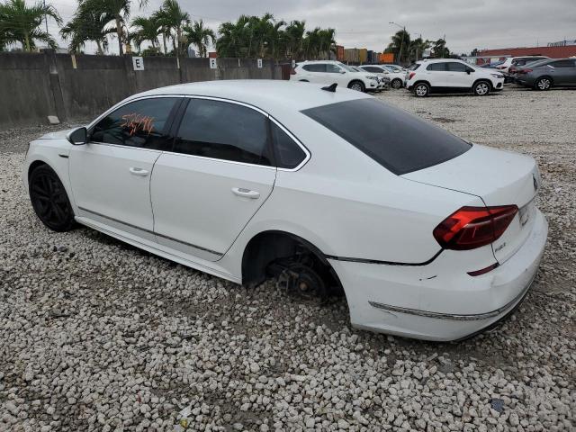 1VWDT7A38HC084697 - 2017 VOLKSWAGEN PASSAT R-LINE Weiß Foto 2
