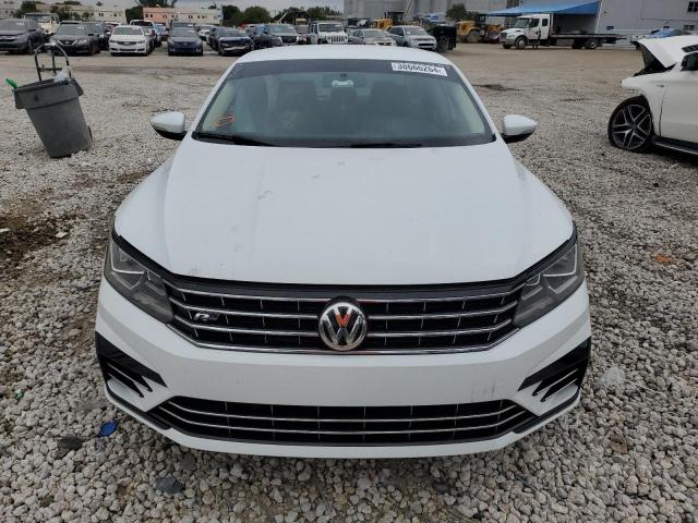 1VWDT7A38HC084697 - 2017 VOLKSWAGEN PASSAT R-LINE Weiß Foto 5