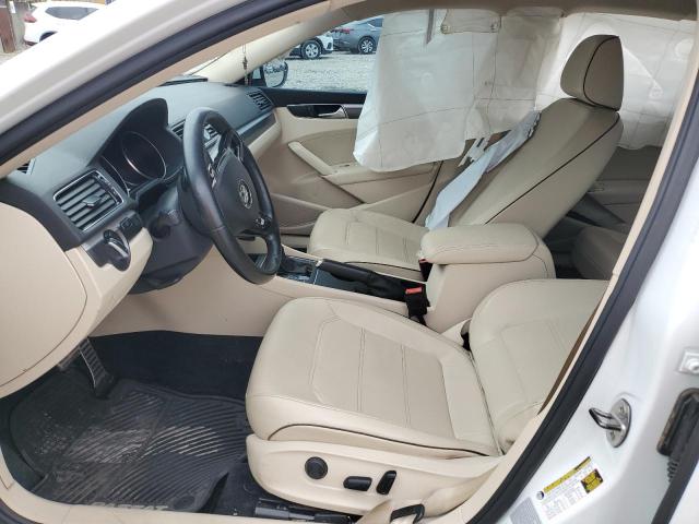 1VWDT7A38HC084697 - 2017 VOLKSWAGEN PASSAT R-LINE Weiß Foto 7