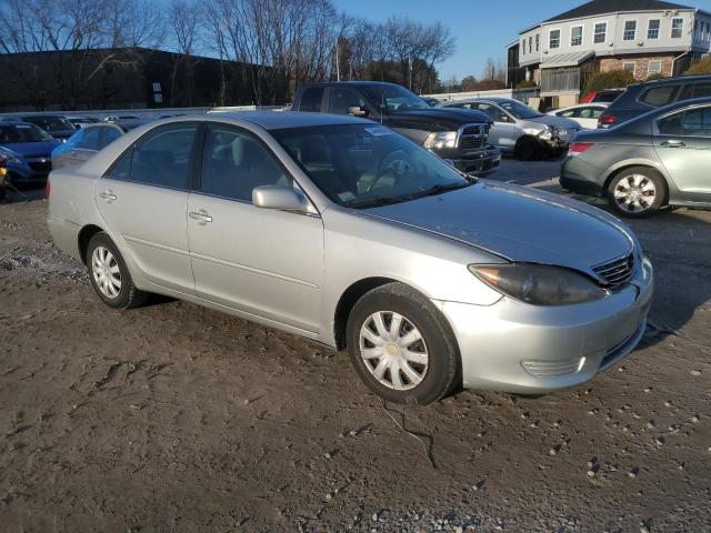 4T1BE32K06U136944 - 2006 TOYOTA CAMRY LE SILVER photo 4