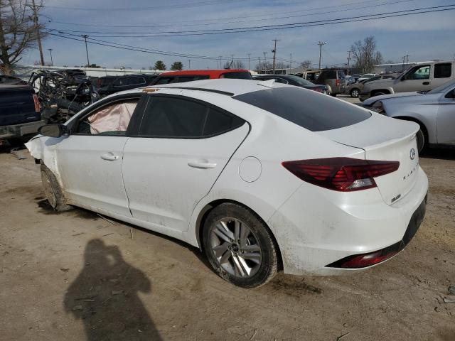 5NPD84LF4KH485606 - 2019 HYUNDAI ELANTRA SEL WHITE photo 2