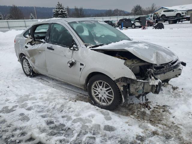 1FAHP35N78W150867 - 2008 FORD FOCUS SE SILVER photo 4