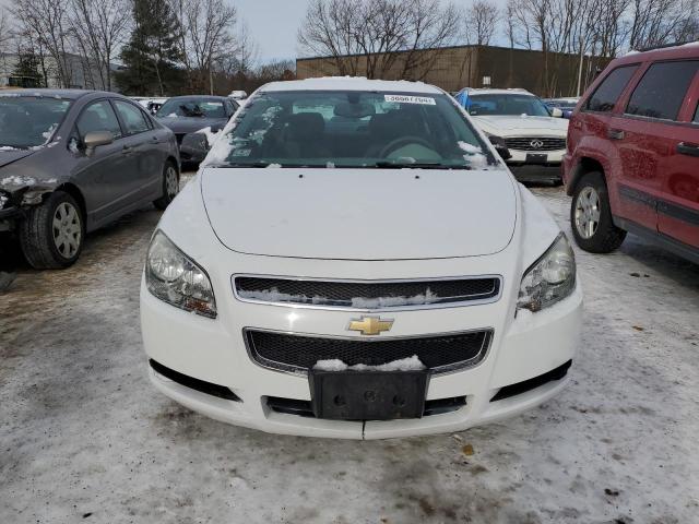 1G1ZB5EB5A4146163 - 2010 CHEVROLET MALIBU LS WHITE photo 5