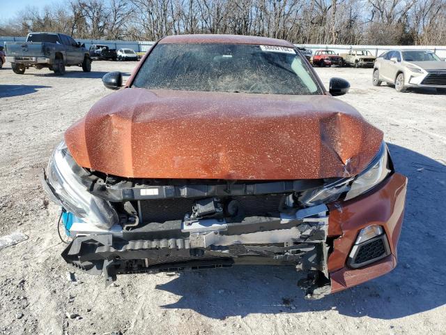 1N4BL4CV0NN401160 - 2022 NISSAN ALTIMA SR ORANGE photo 5