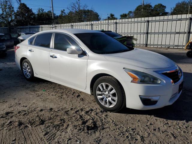 1N4AL3AP7DN440708 - 2013 NISSAN ALTIMA 2.5 WHITE photo 4