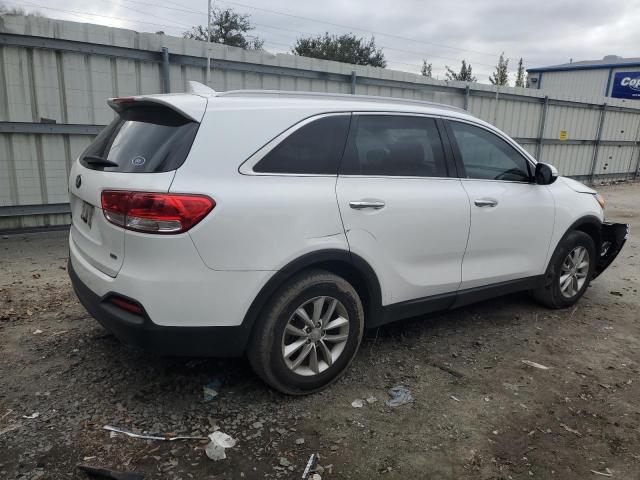 5XYPG4A39JG419437 - 2018 KIA SORENTO LX WHITE photo 3