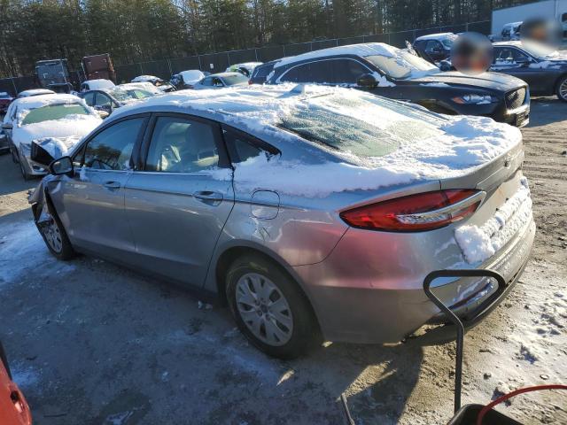 3FA6P0G72LR153921 - 2020 FORD FUSION S SILVER photo 2