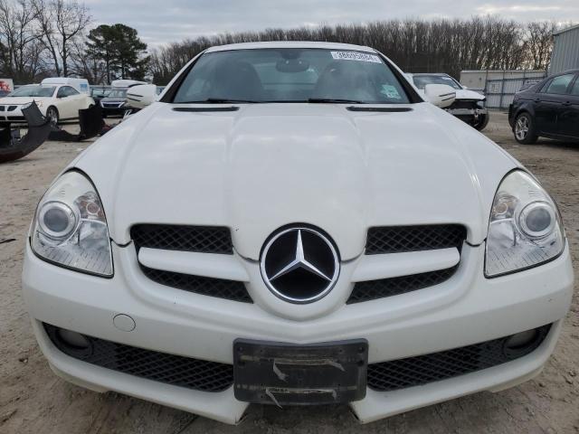 WDBWK54F99F208080 - 2009 MERCEDES-BENZ SLK 300 WHITE photo 5